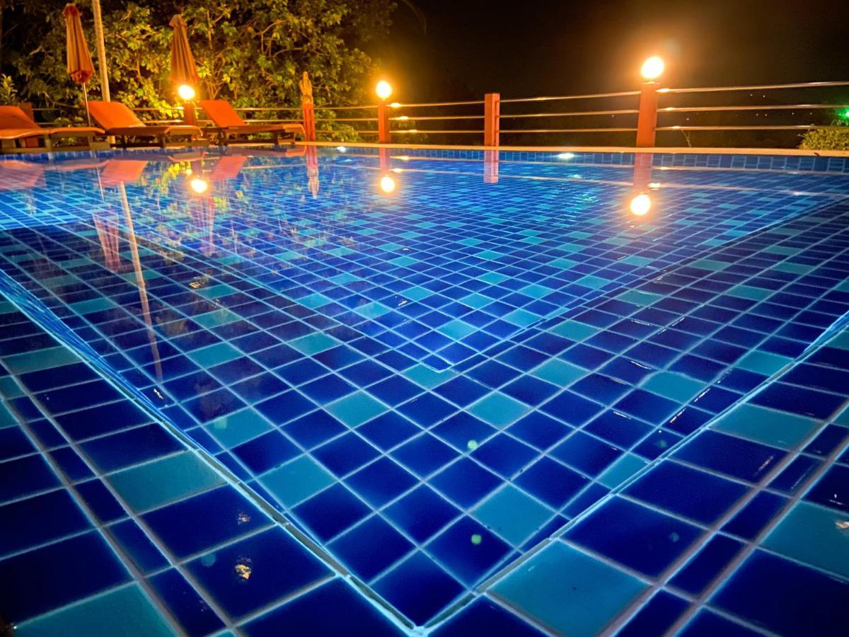 Golden Hill Resort Wok Tum Εξωτερικό φωτογραφία