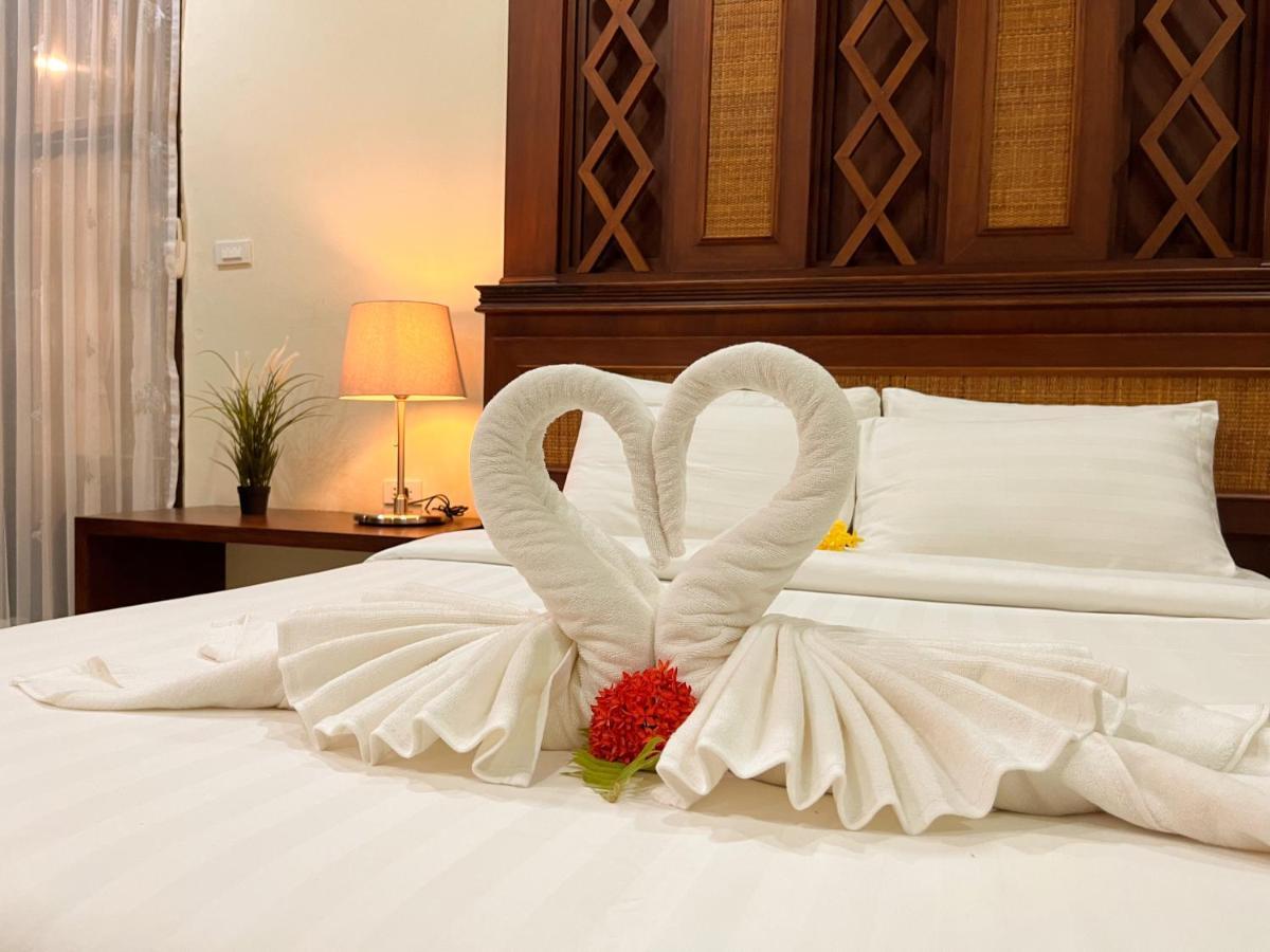 Golden Hill Resort Wok Tum Εξωτερικό φωτογραφία