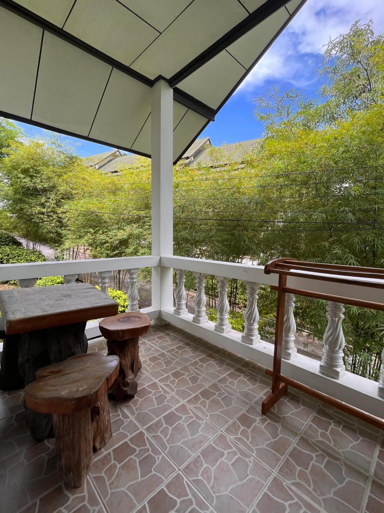 Golden Hill Resort Wok Tum Εξωτερικό φωτογραφία