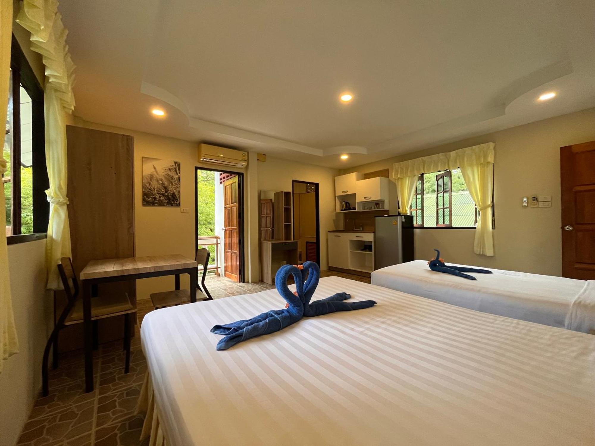 Golden Hill Resort Wok Tum Εξωτερικό φωτογραφία