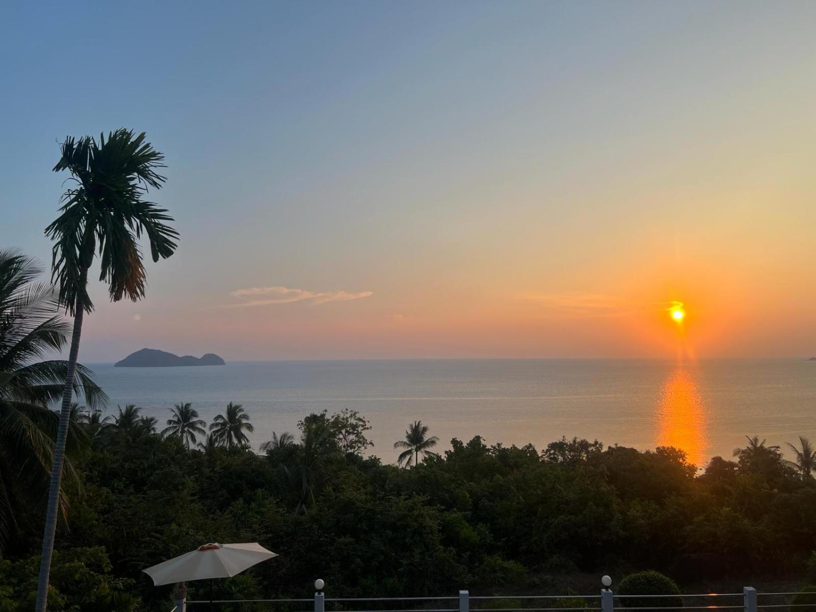 Golden Hill Resort Wok Tum Εξωτερικό φωτογραφία